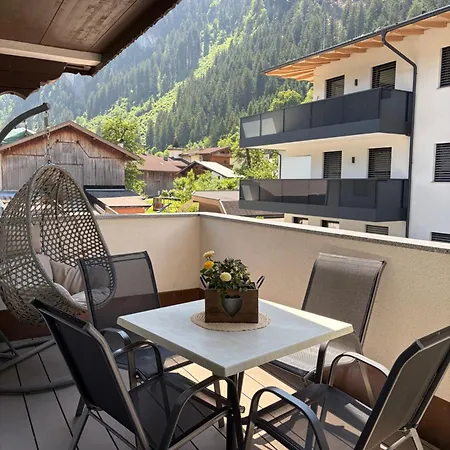 Mauracher Apartment *